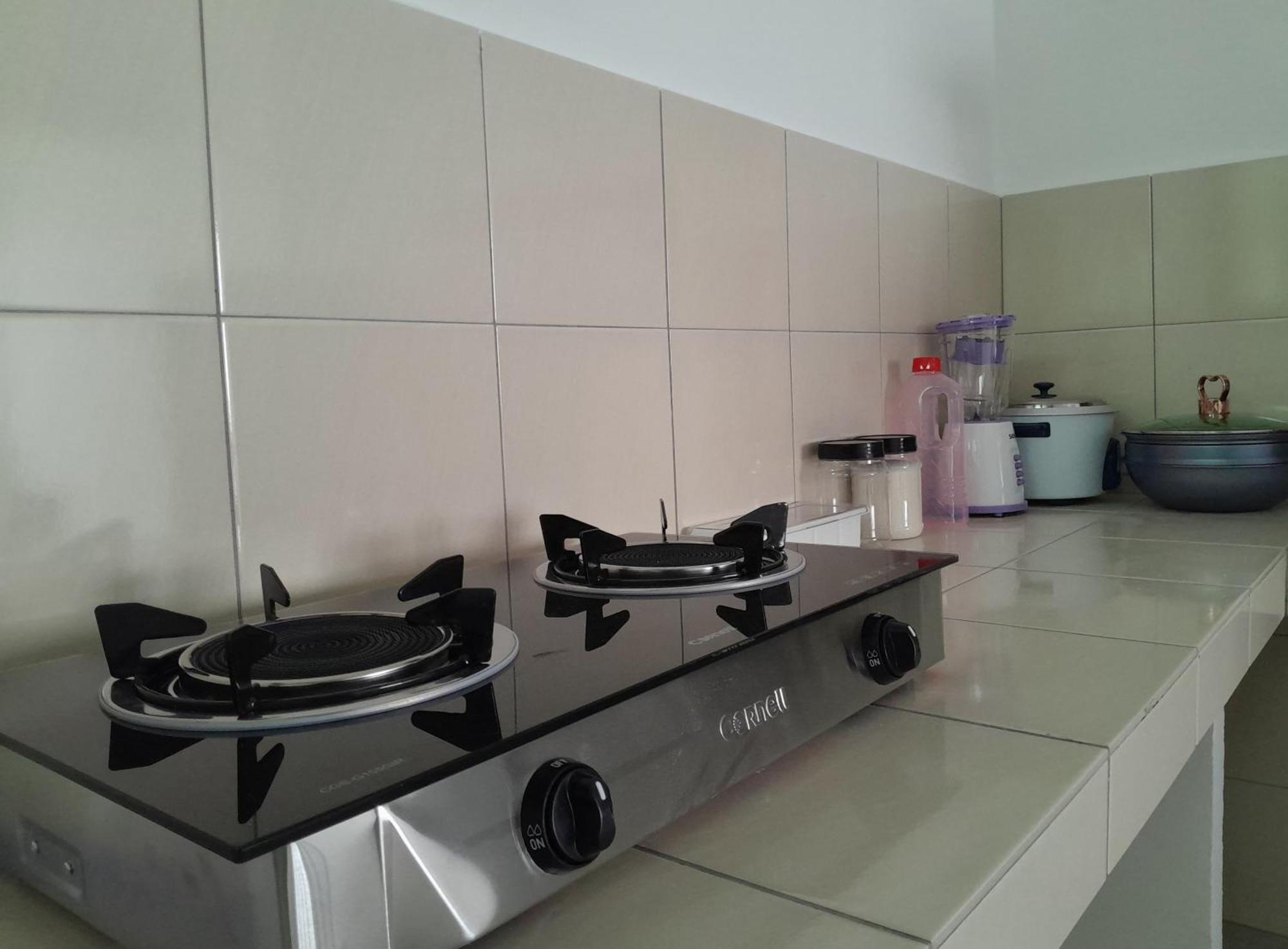 Zayyan Homestay Parit Buntar Exterior photo